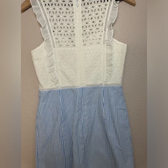 Lilly Pulitzer Maya Shift Dress Coastal Blue Seersucker White Lace size 2 - Picture 15 of 16